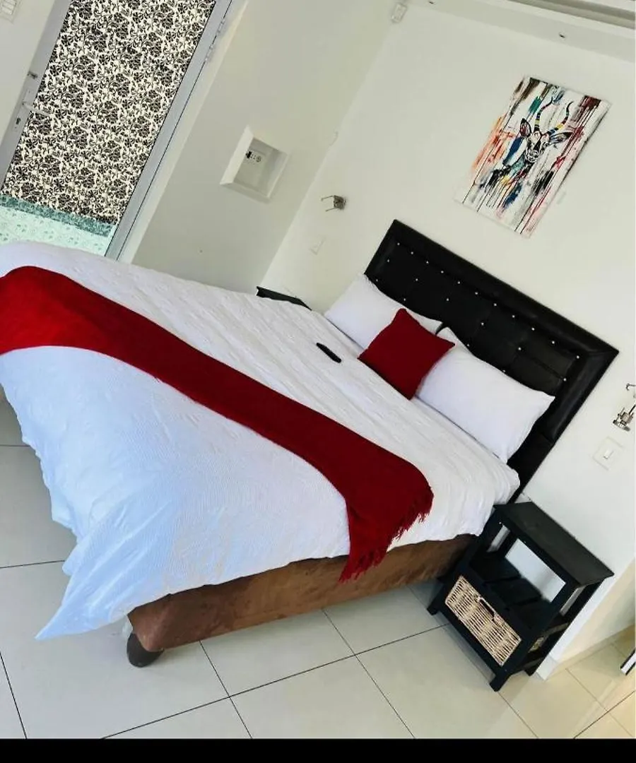27 On Milton Hotel Cape Town 0*,  South Africa